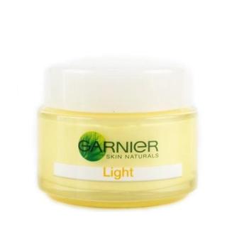 Garnier Light Увлажняющий отбеливающий крем для чувствительной кожи SPR 15