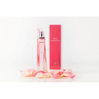 Givenchy Very Irresistible L`Eau en Rose